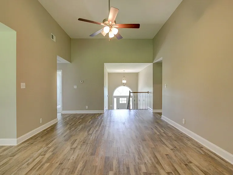 1121 Cardinal Creek Dr — Photo 84