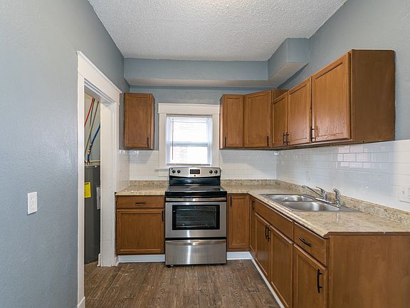 5th image of 2107 E Linwood Blvd #103