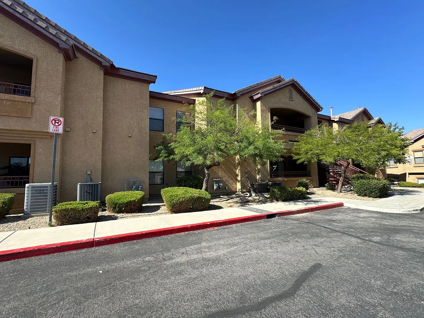 Second-Floor Condo With Relaxing Balcony Located In Northwest Las Vegas — Photo 2