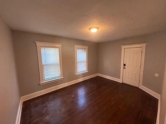 4th image of 40 Center St #2R