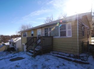 5805 Ruggles St, Omaha, NE 68104