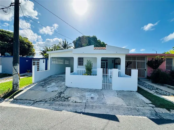 Calle 3 Topacio Estanciass Madrigal #C16, Rio Grande, PR 00745