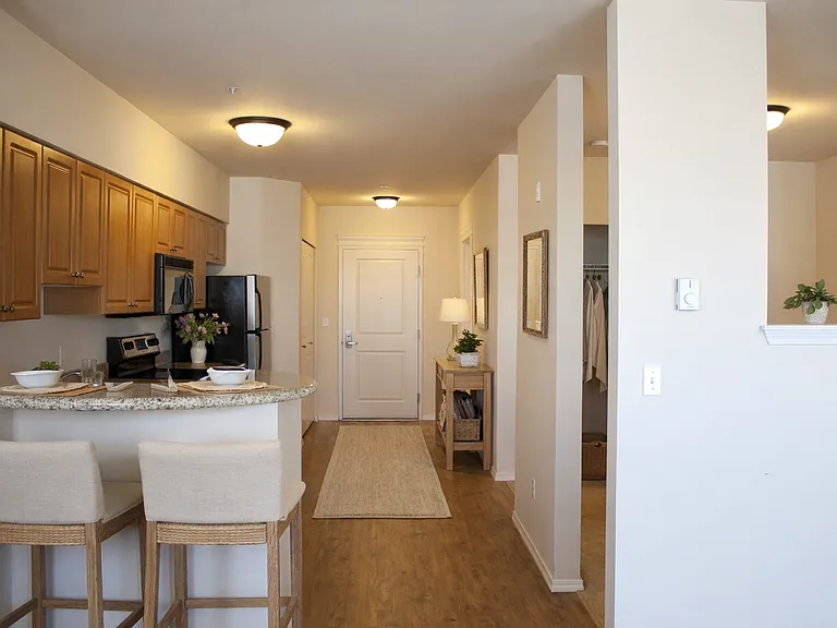 Trinity 43rd Apartments — Photo 18