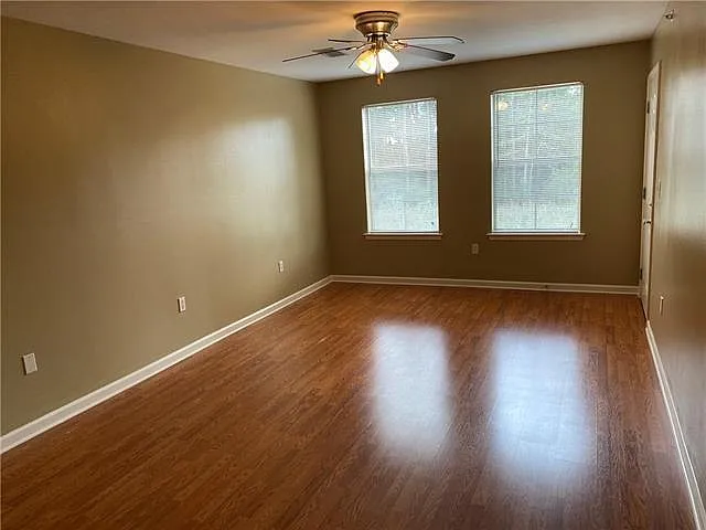 440 S Military Rd #29 — Photo 3