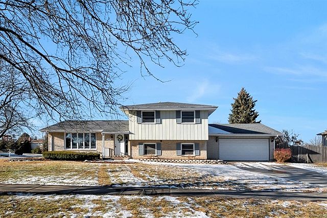 1st image of 8818 Juniper Ct