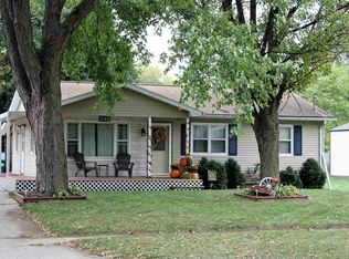 542 S Evans Rd, Evansdale, IA 50707