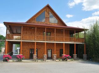 70 Ada St, Blue Ridge, GA 30513