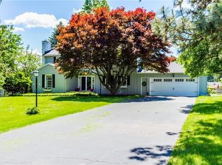 4 Prospect Hill Rd, Pittsford, NY 14534