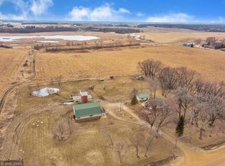 9488 320th St W, Northfield, MN 55057