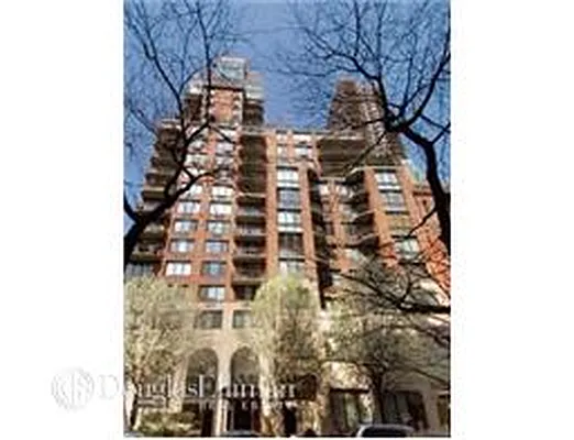 Rented by Douglas Elliman | media 16