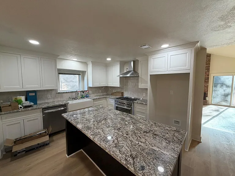 70 Brookflower Rd — Photo 10