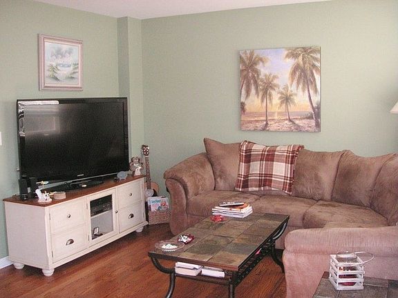 3rd image of 710 Campbell Ave