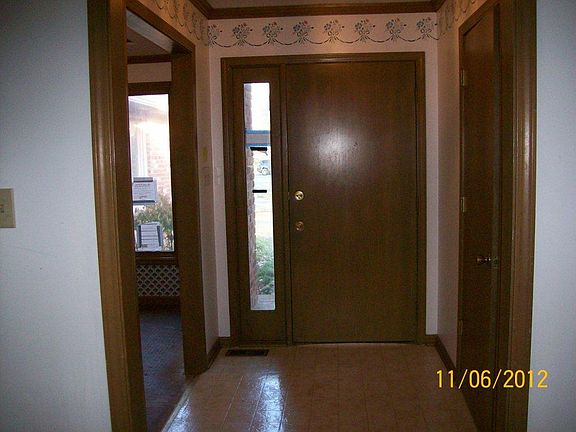 2nd image of 522 Westminster Dr