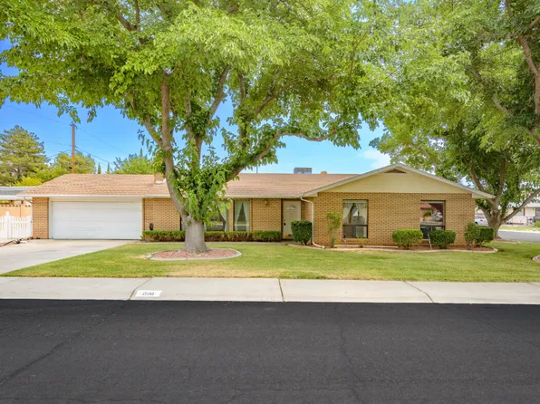 1510 Lava Ridge Rd, Santa Clara, UT 84765
