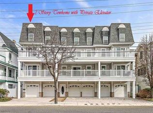 215 E Spencer Ave APT 200, Wildwood, NJ 08260