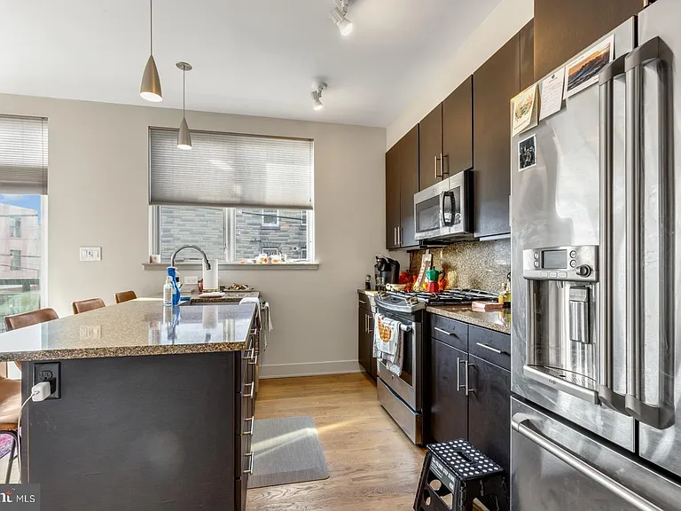 1646 S 12th St #201 — Photo 7