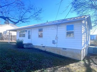 504 Spruce St, Van Buren, AR 72956