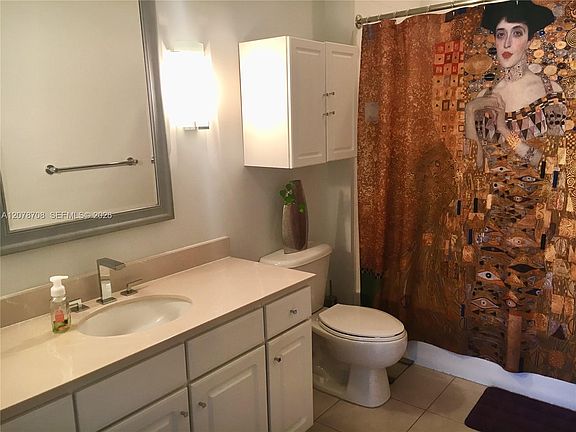 5th image of 2001 Biscayne Blvd APT 2604