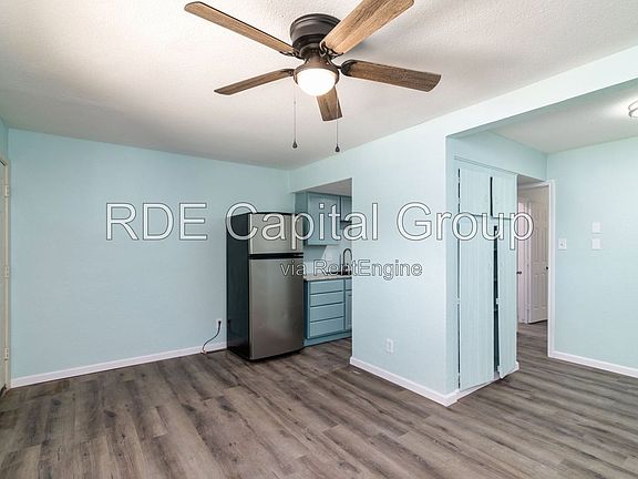 3rd image of 811 S Mesquite St APT 2
