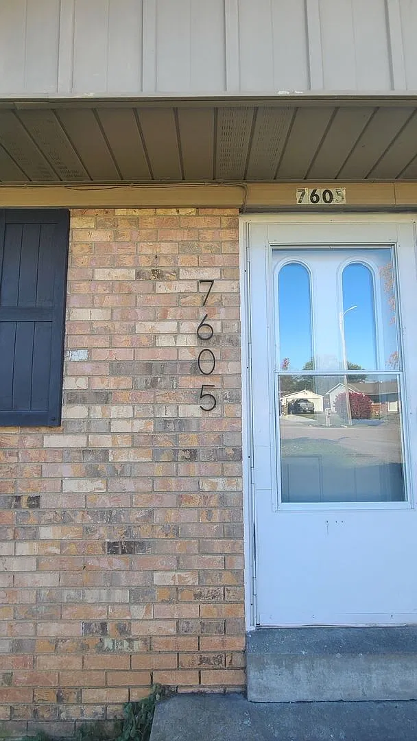 3 Bedroom | 1.5 Bathroom Home for Rent | $1,595 per month — Photo 2