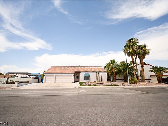 2nd image of 3856 Tumbleweed Ave