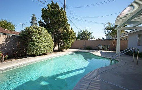 2nd image of 6091 Cerulean Ave