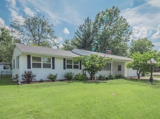 1406 Hulen Dr, Moberly, MO 65270