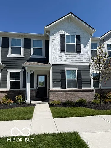 1799 Trinity Ln Photo 1