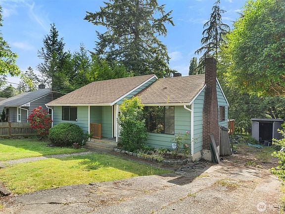 2nd image of 11419 Crestwood Drive S