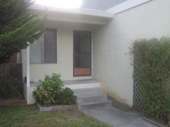 2nd image of 504 Western Dr