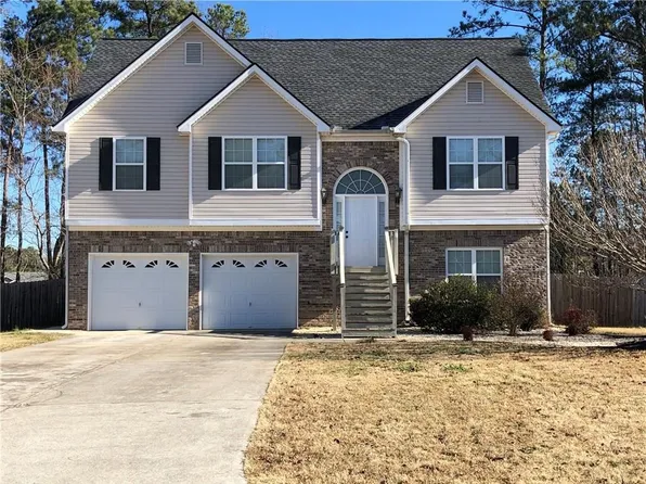138 Creekwood Dr, Carrollton, GA 30116