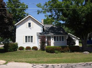 309 Maple St, Harbor Springs, MI 49740