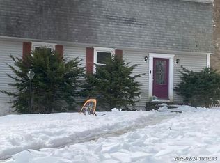 100 Wheelock Rd, Sutton, MA 01590