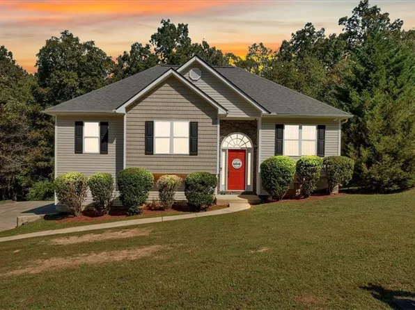 48 Scarlett Ln, Rockmart, GA 30153