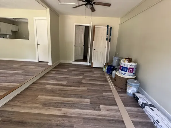 409 Birch St, New Llano, LA 71461