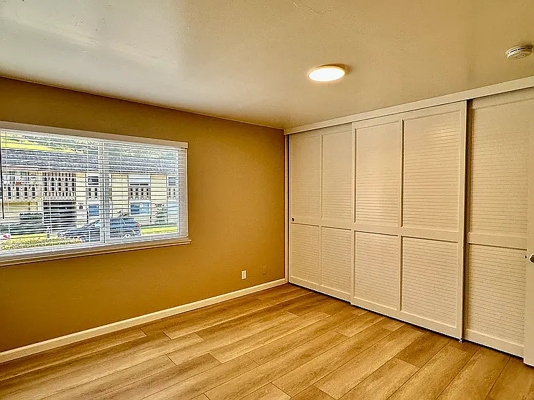 1301 Palos Verdes Dr #2 — Photo 12