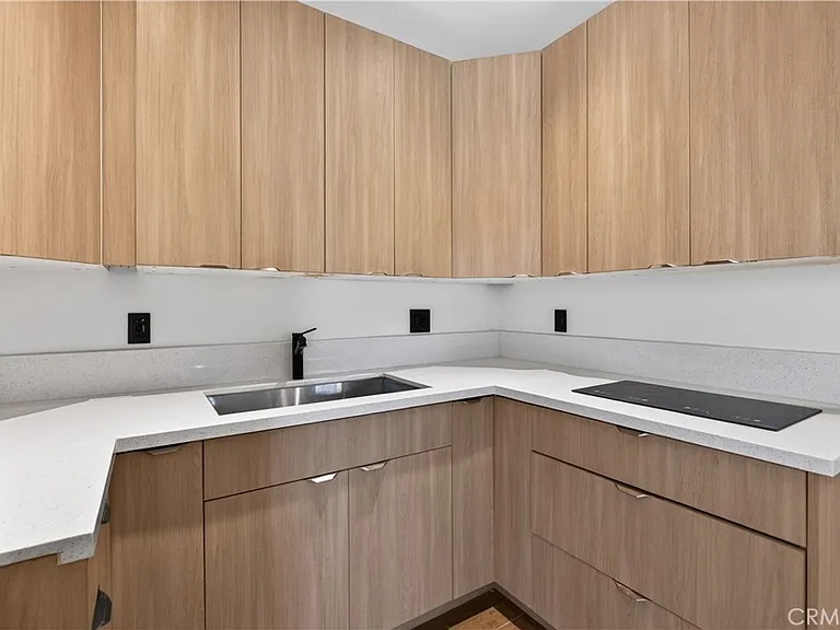 1713 W Alameda Ave — Photo 50