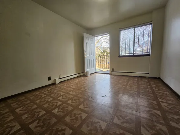 2524 S 6th St #4, Milwaukee, WI 53215