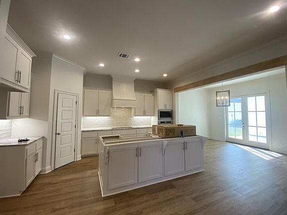5th image of 189 Royal Oak Blvd
