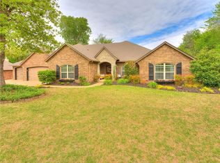 1451 Red River Cir, Edmond, OK 73025