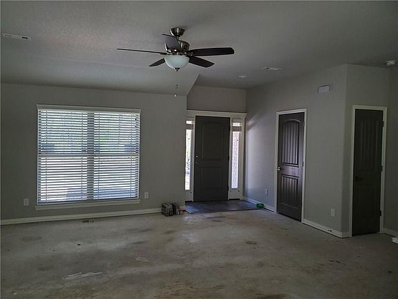 4th image of 16 Brierfield Ln