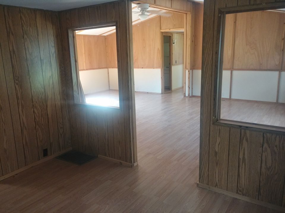 2nd image of 1113 Hilldale Rd