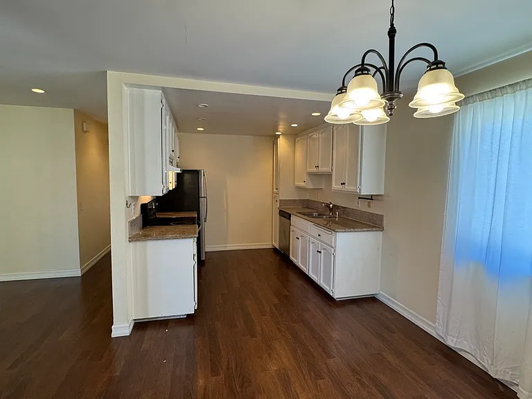 5828 Riley St — Photo 31