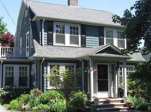 2nd image of 271 Elmwood Ave