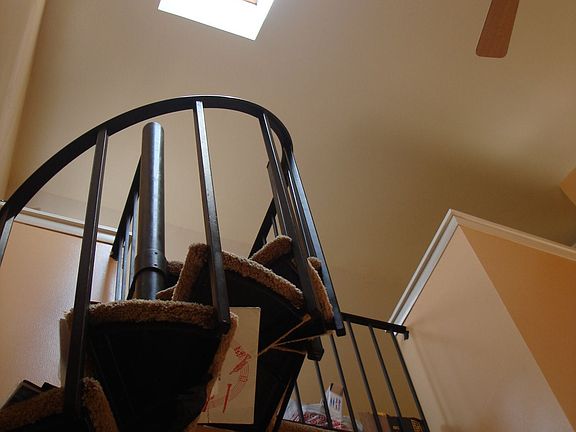 Loft/Staircase