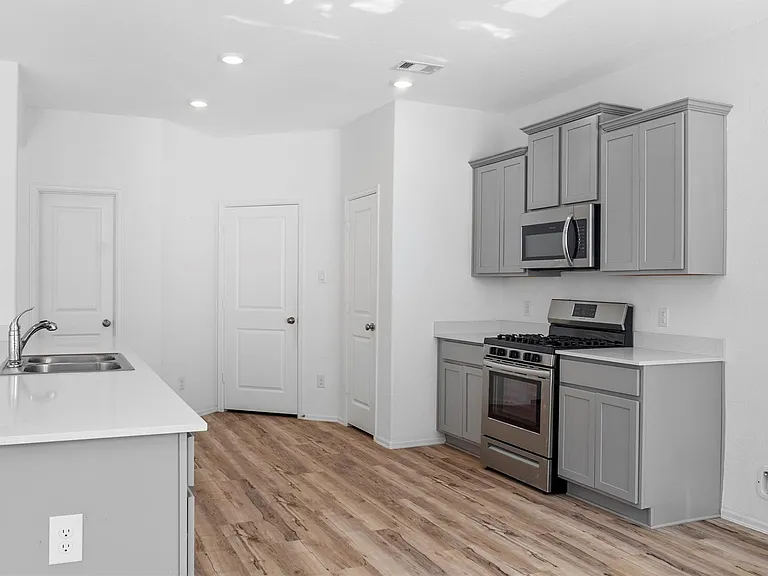19148 Cicerone Ct — Photo 4