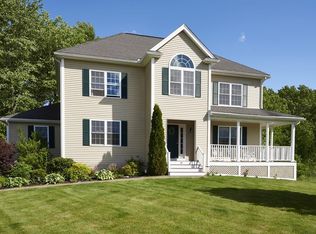 18 Parker Ln, Haverhill, MA 01832