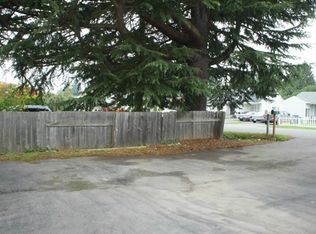 203 SW 114th St, Seattle, WA 98146