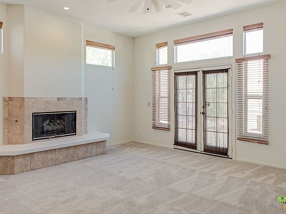 4th image of 64867 Oakmount Blvd