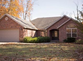 9 Linfield Ln, Bella Vista, AR 72715